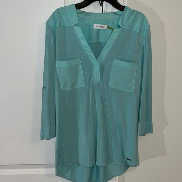 Calvin Klein Green Blue 3/4  sleeve Semi Fitted Activewear Shirt L 2 Pockets - Picture 1 of 3